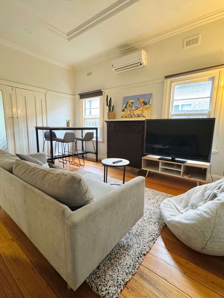 La sala de una casa de Middow en Footscray